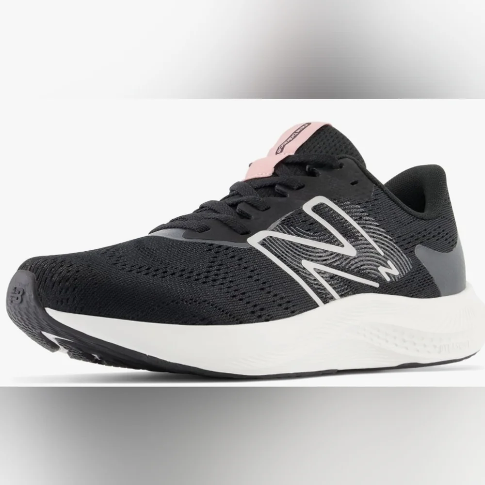 New Balance Women's Dynasoft Pro Run V2 Shoes Size 6 Pre-owned Excellent - Picture 1 of 10